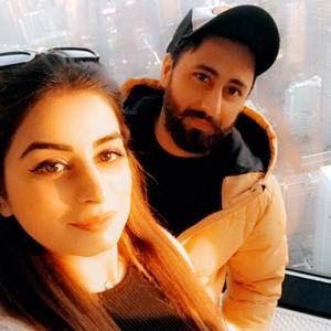 Meet your Posher, Kaur